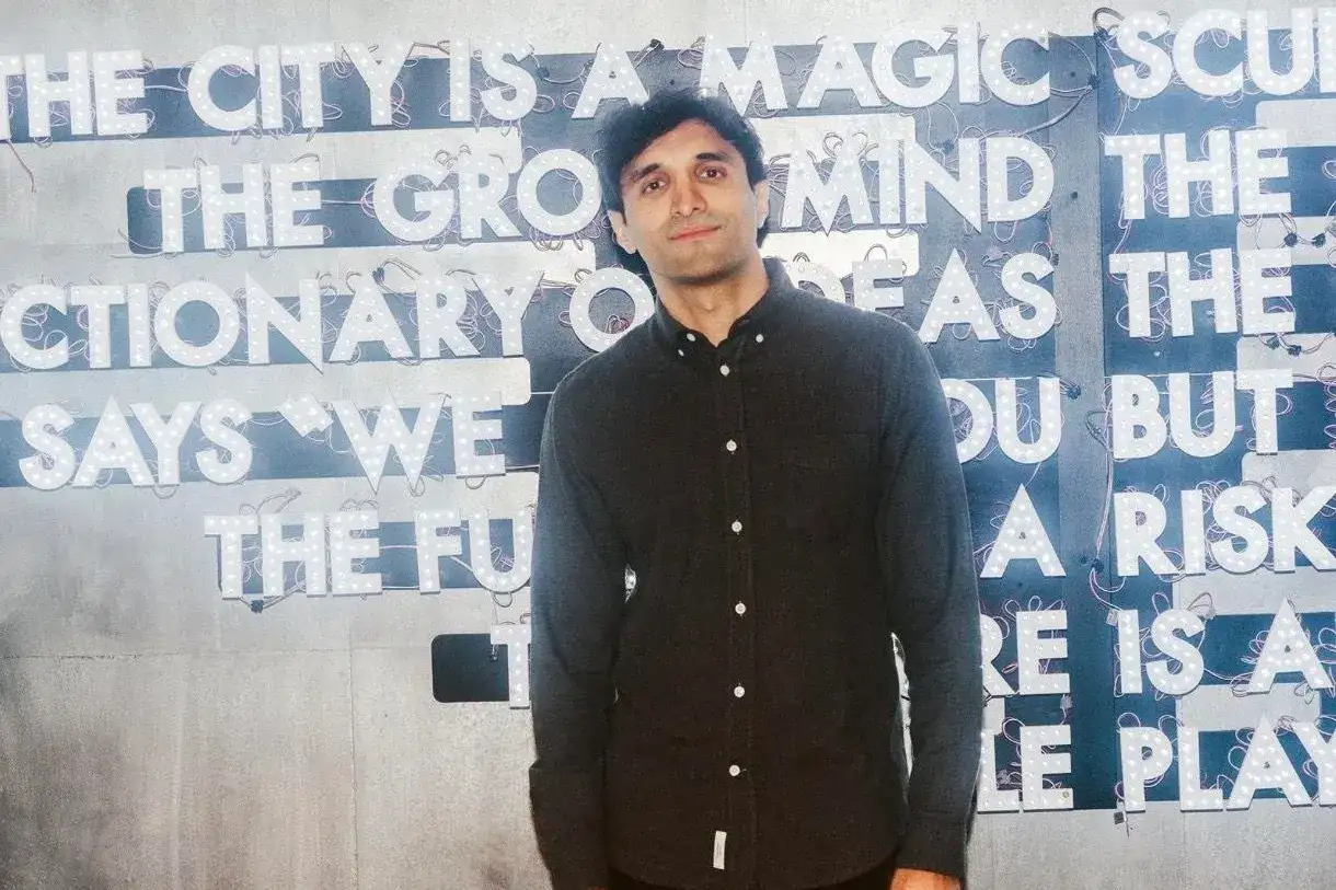 Nice Little Earners: Should Founders Nurture Employee Side Hustles?